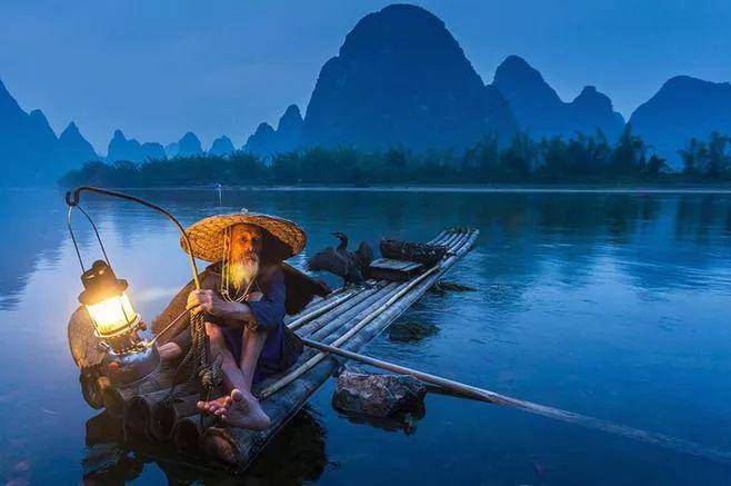 元尊最新热议，自然美景中的心灵之旅