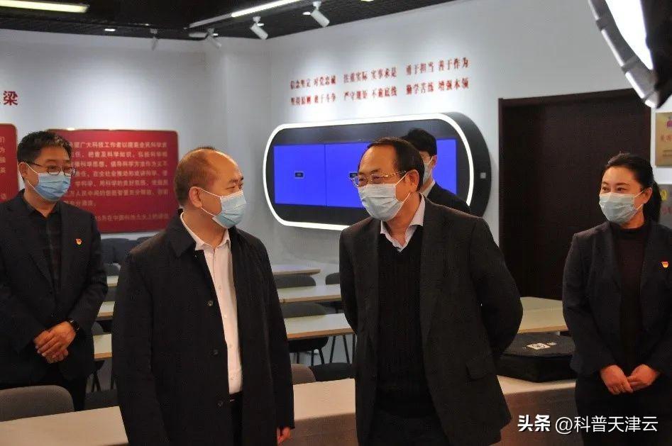 最新款路由器，家的智能纽带，欢乐与连接的源泉