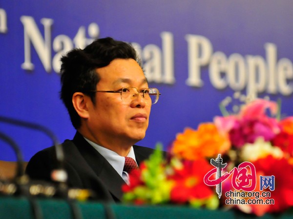 任志强最新言论聚焦房地产与市场动态