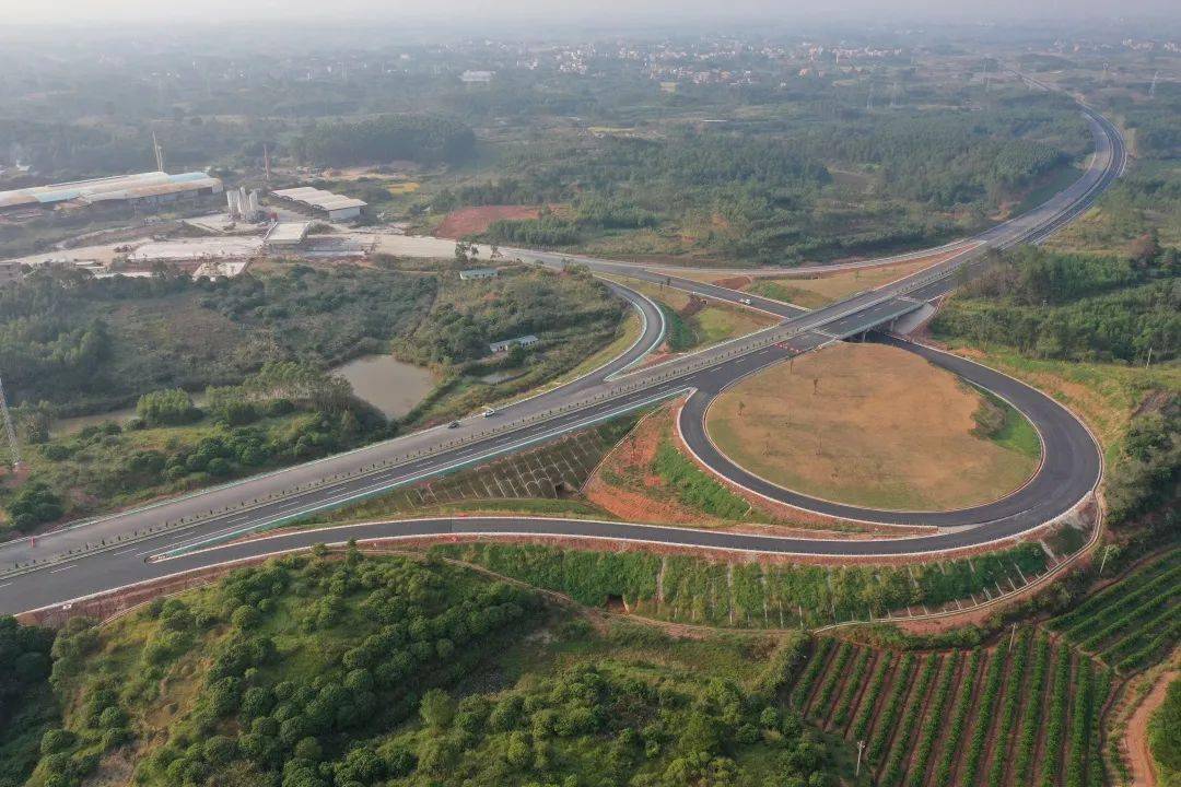荔玉高速公路最新动态，科技引领，重塑出行体验