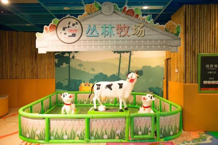 小牛最新动态揭秘，牧场上的欢乐时光