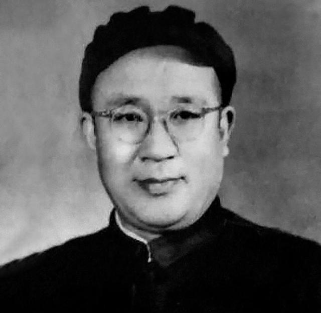 郭德纲2014最新相声，时代的笑声传奇，引领相声潮流